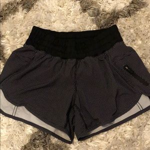 Lululemon Tacker Short 4”